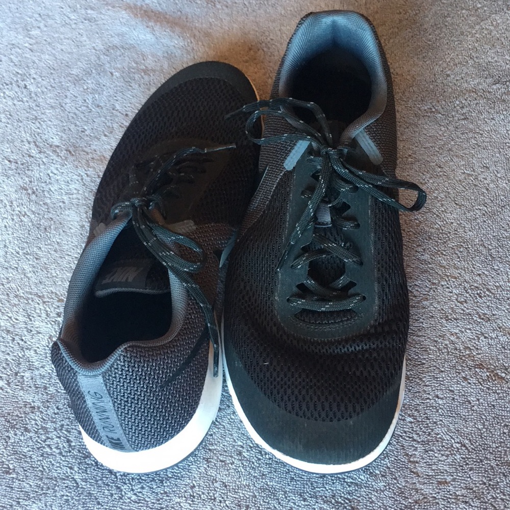 Men’s Nike running shoes